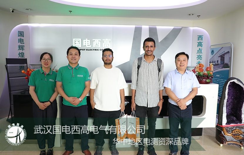 阿拉伯聯(lián)合酋長(zhǎng)國(guó)客戶蒞臨我司參觀交流業(yè)務(wù)